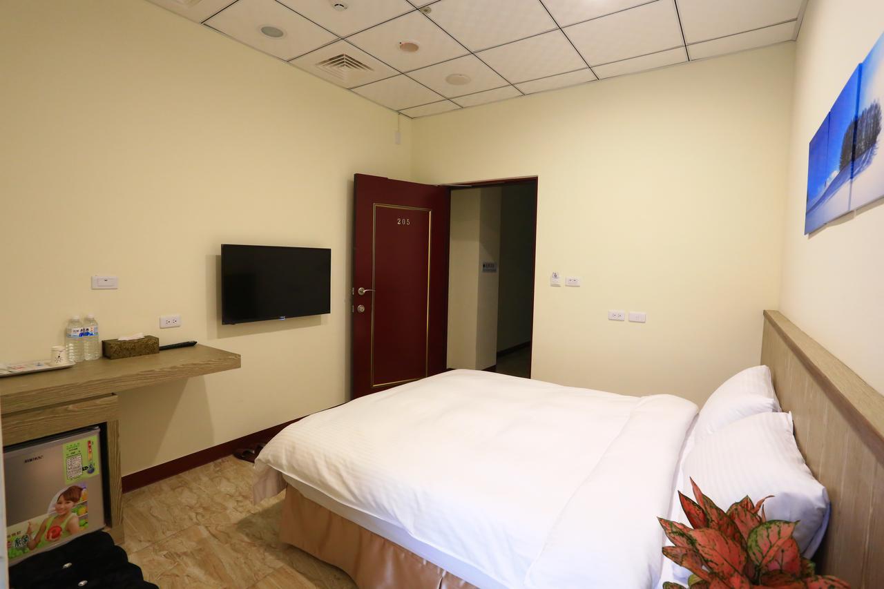Changju Hotel-附免費停車位 T'ai-tung エクステリア 写真